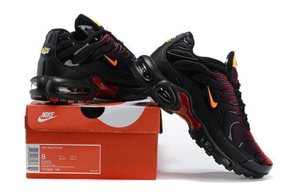 Nike Air Max Plus &