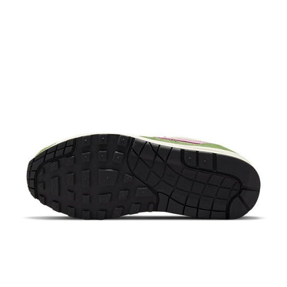 Nike Air Max 87 &