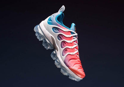 Nike Air VaporMax Plus &