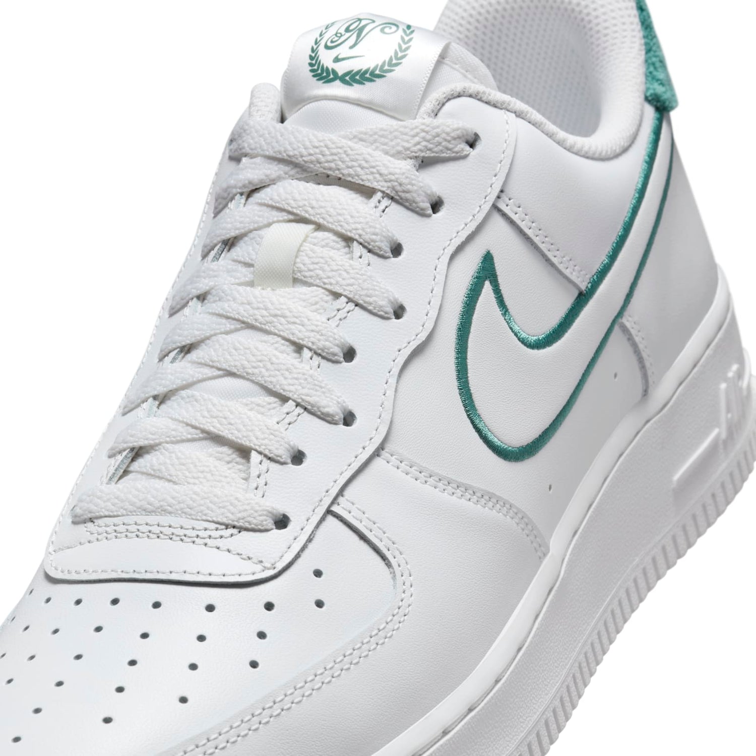 Air Force 1 &