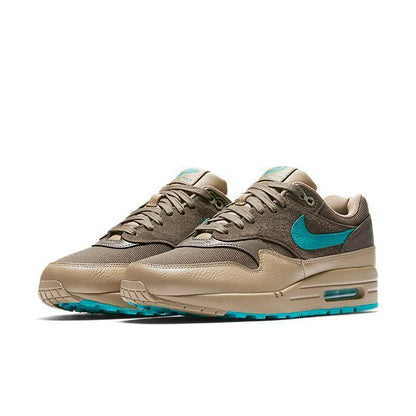Nike Air Max 87 &
