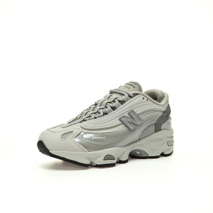 New Balance 1000 &