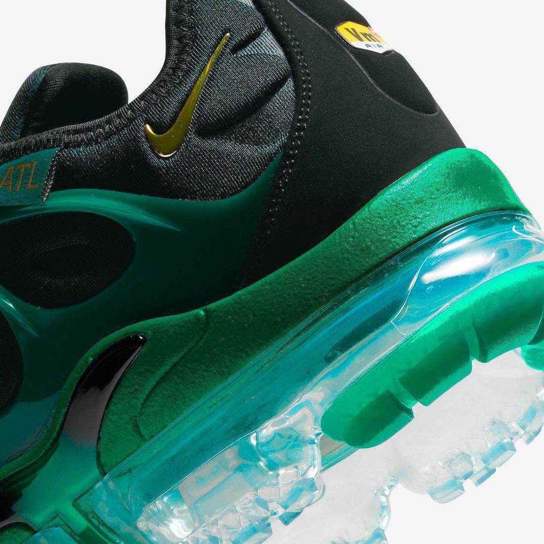 Nike Air VaporMax Plus &