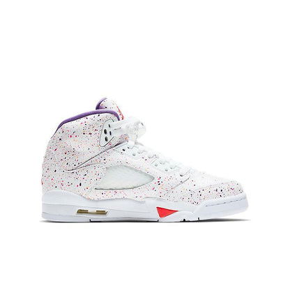 Air Jordan 5 Retro &