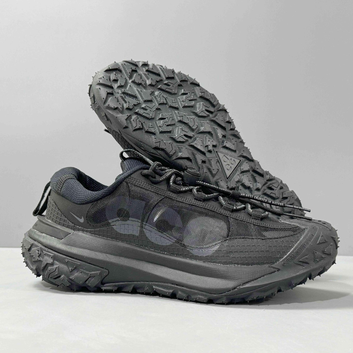 Nike ACG Mountain Fly 2 &