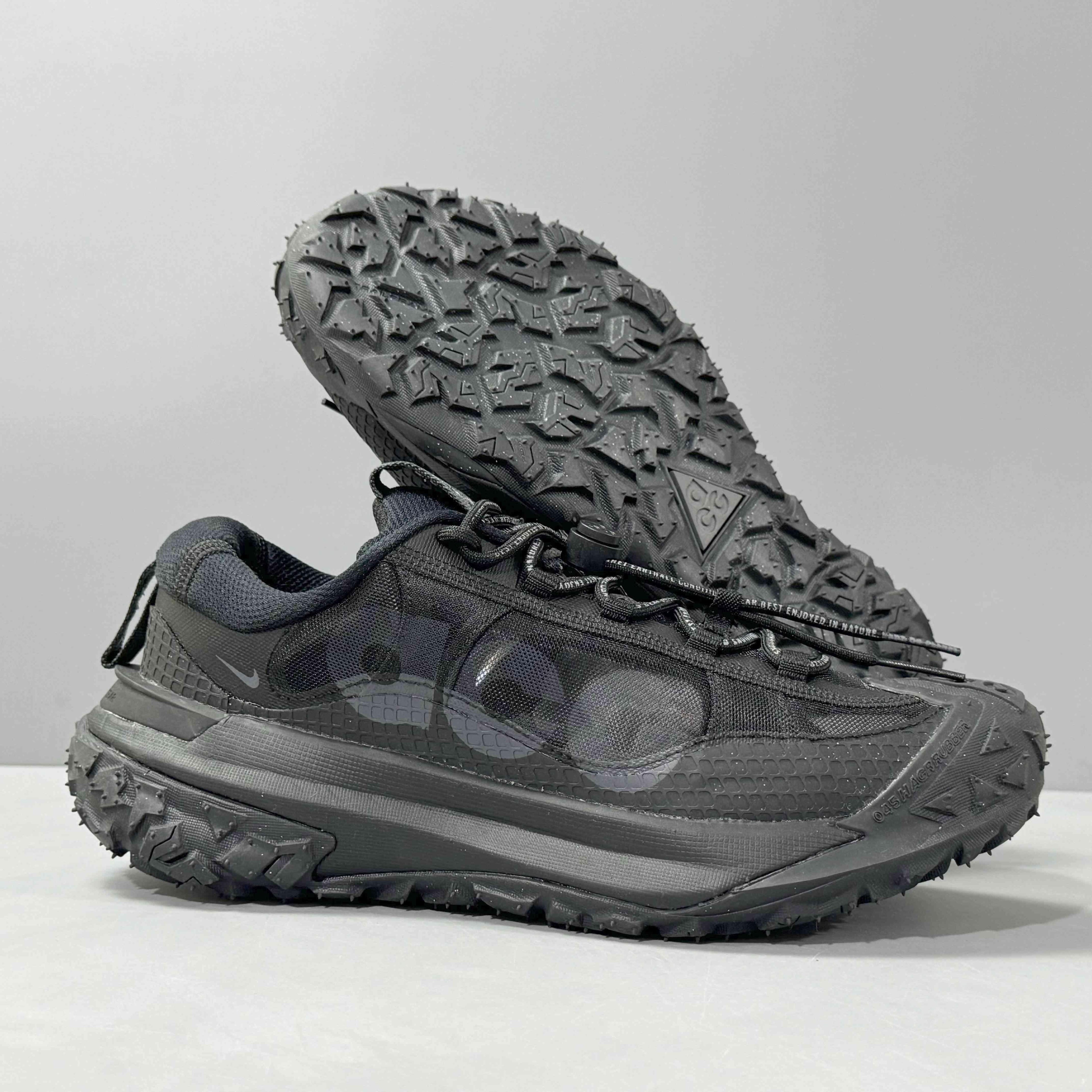Nike ACG Mountain Fly 2 &