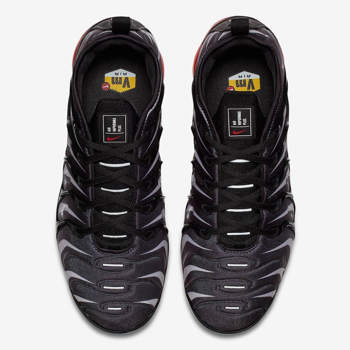 Nike Air VaporMax Plus &