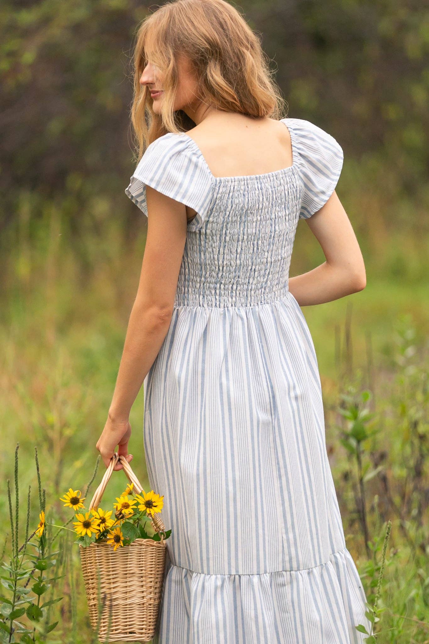 Summer Flutter Sleeve Midi Dress: XL