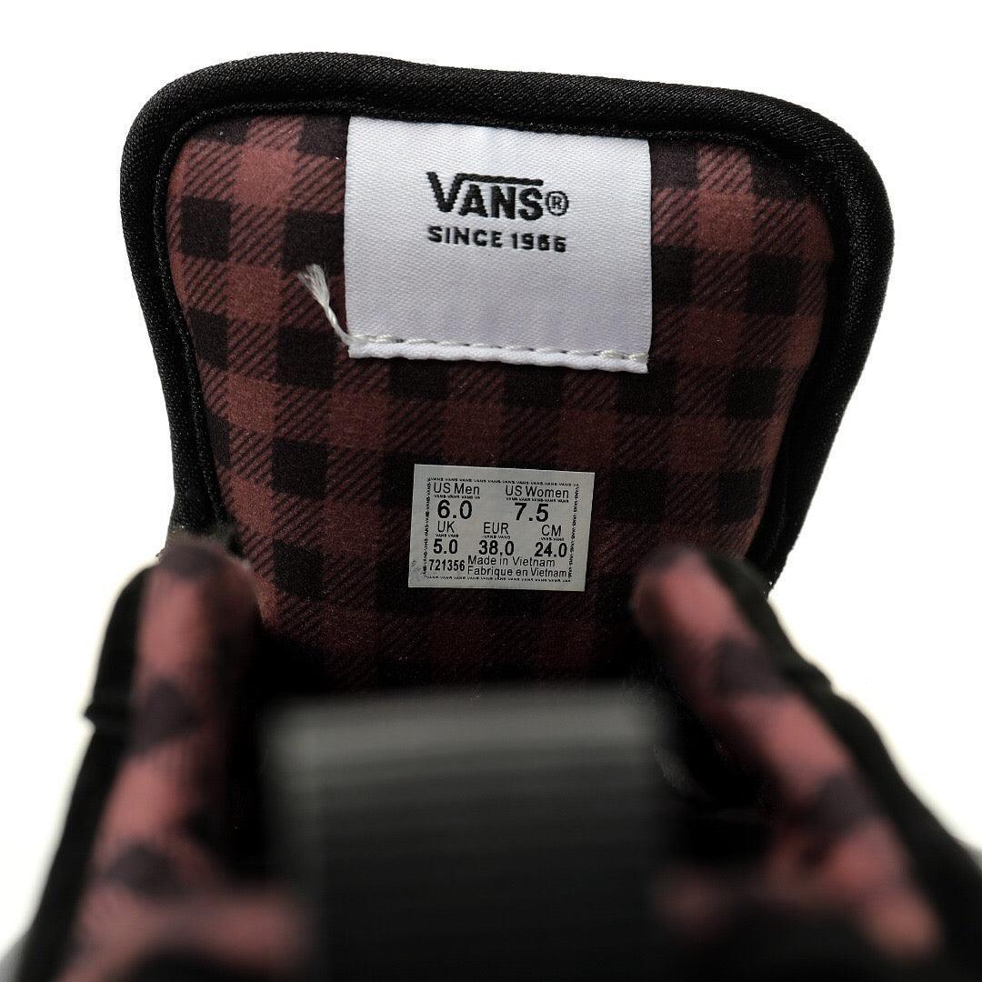 Vans Vault Knu-Skool VR3 LX &