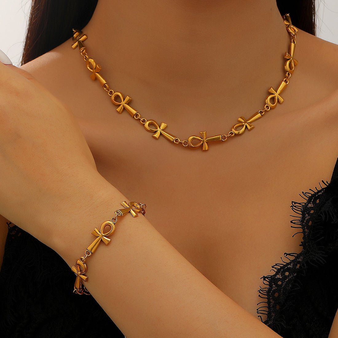 Ancient Egyptian necklace and bracelet