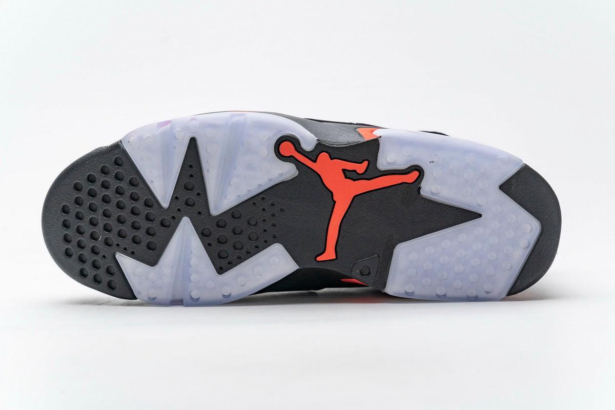 Air Jordan 6 Retro &