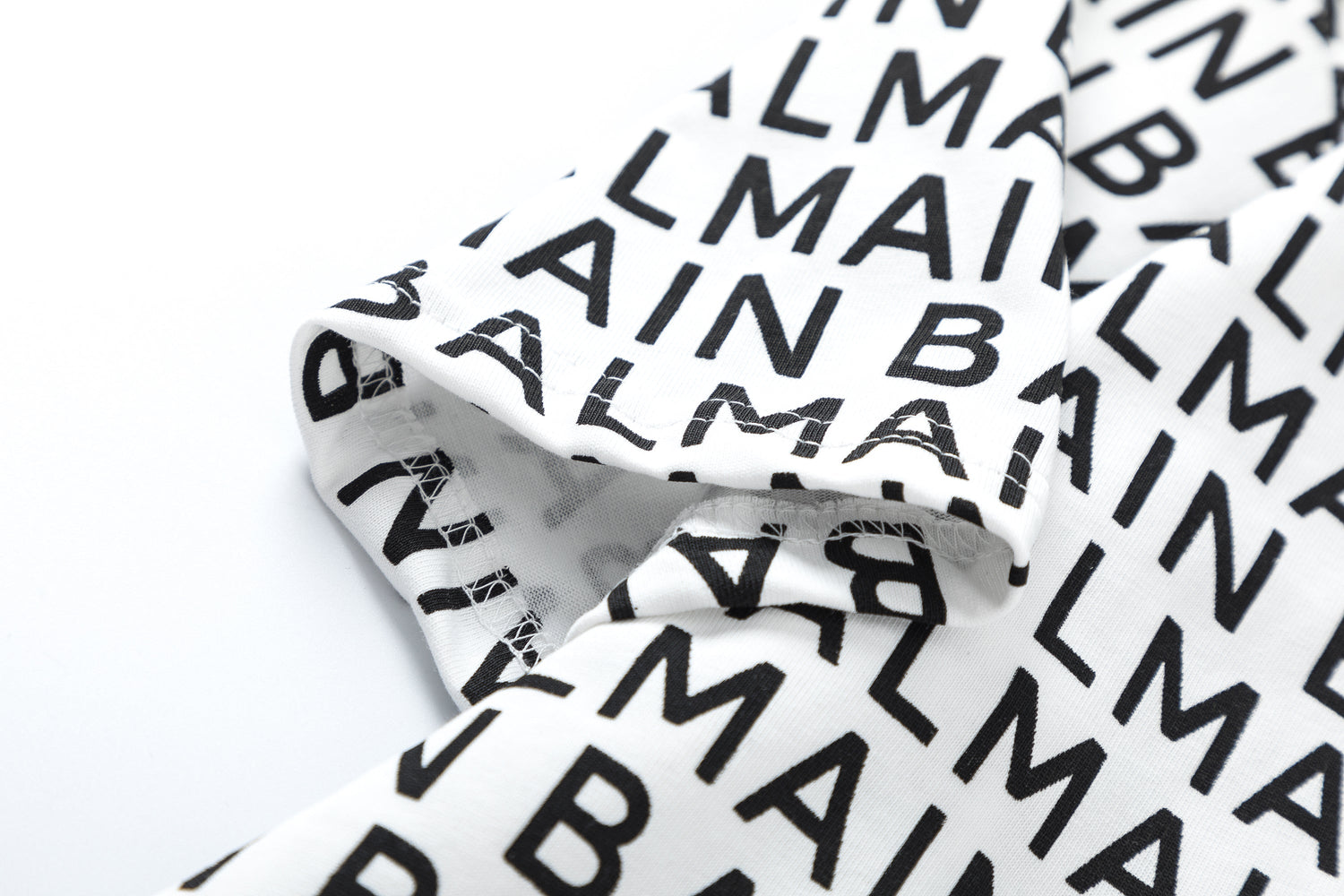 BALMAIN Logo Print T-shirt