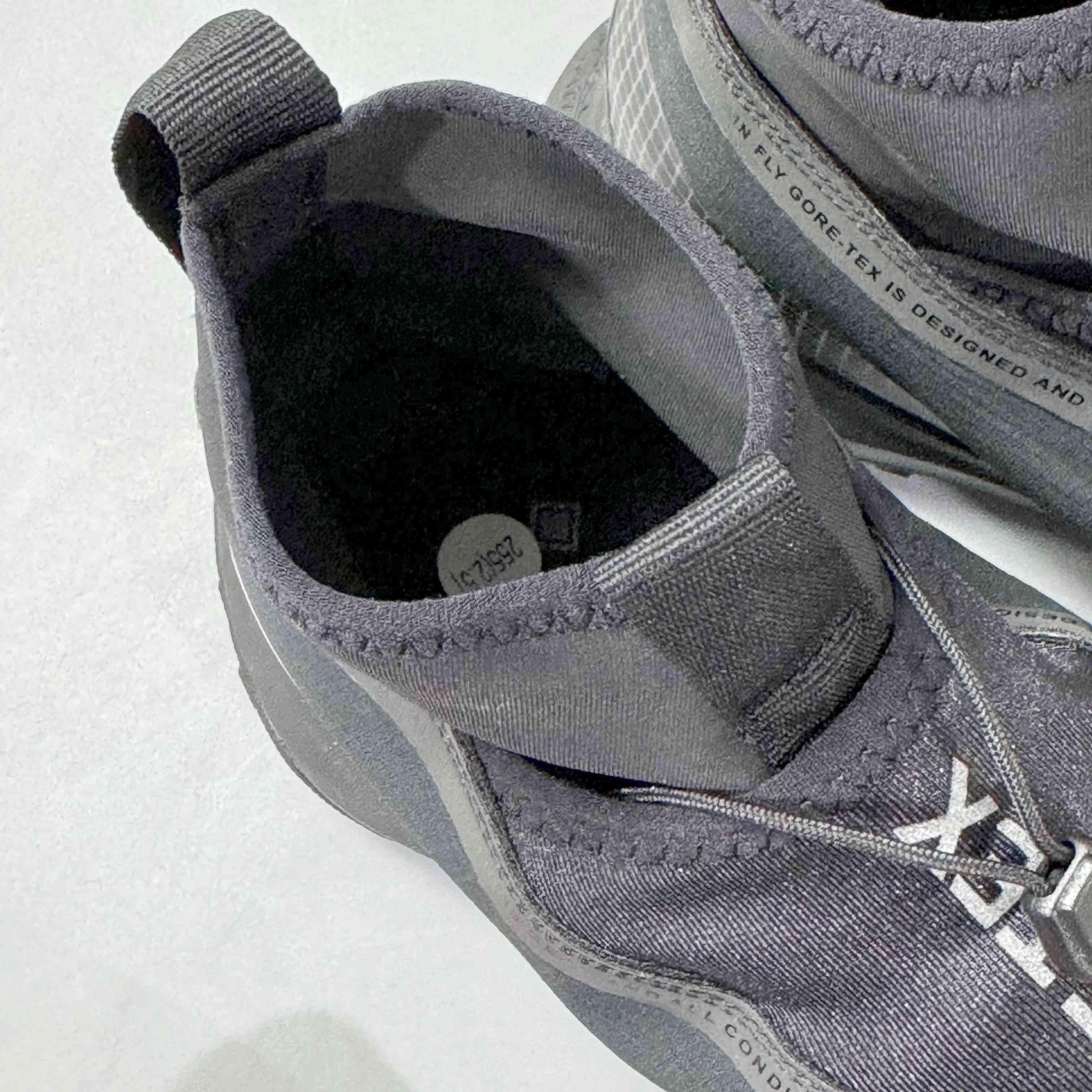 Nike ACG Mountain Fly High Gore-tex &