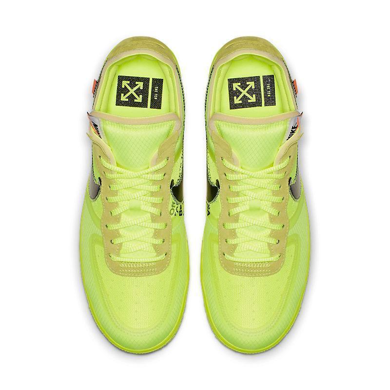 Nike Air Force 1 Low &