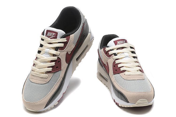 Nike Air Max 90 &