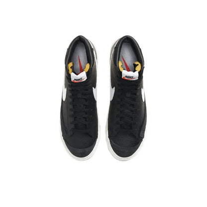 Nike Blazer Mid &