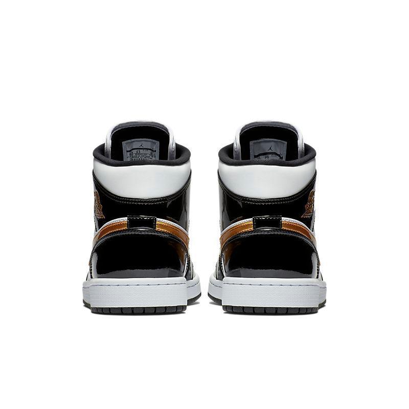 Air Jordan 1 Mid &