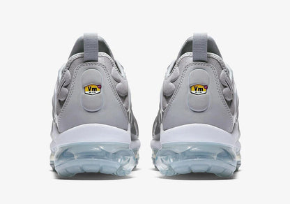 Nike Air VaporMax Plus &