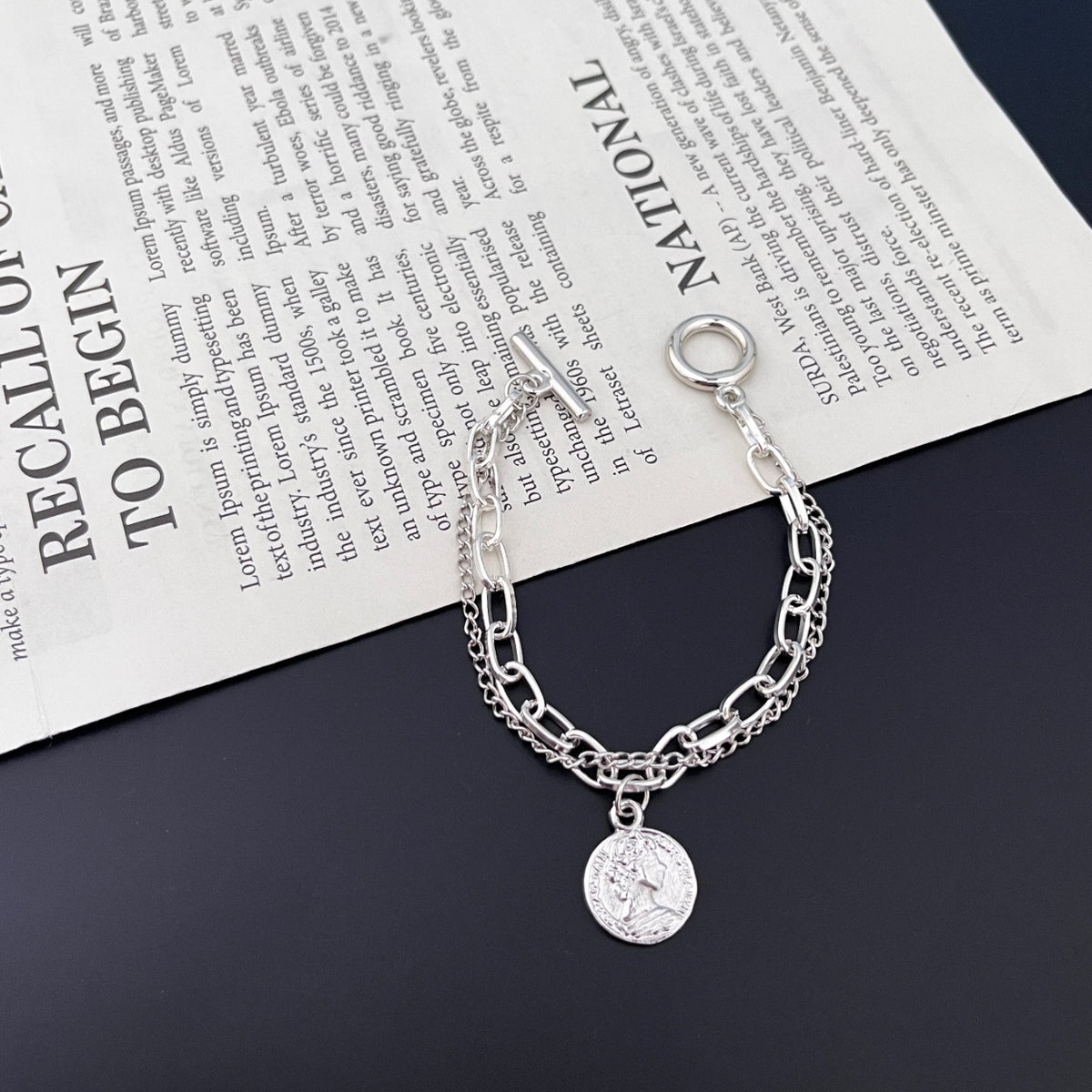 Retro high-quality bracelet