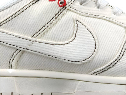 Nike Dunk Low &