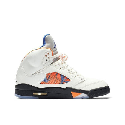 Air Jordan 5 Retro &