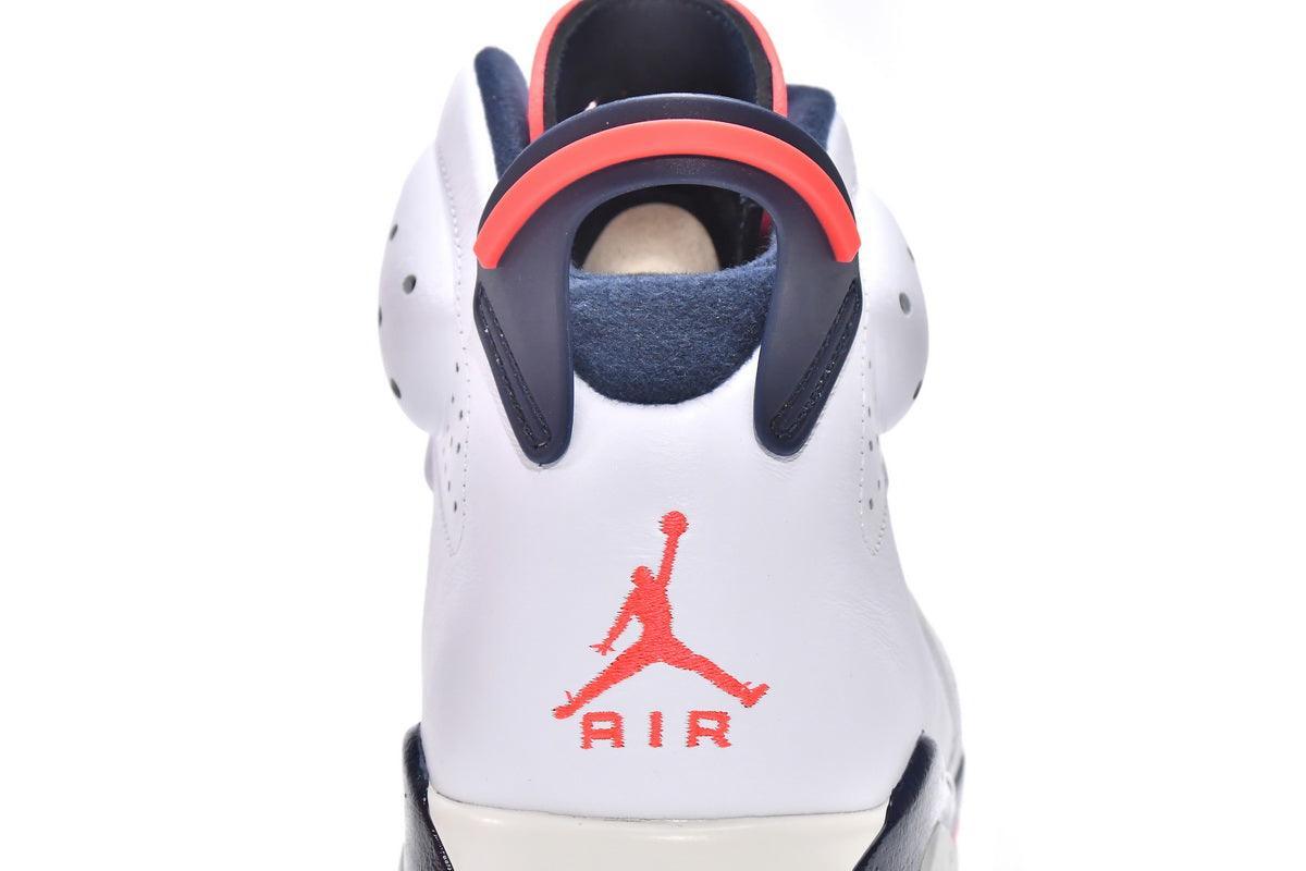 Air Jordan 6 Retro &