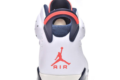 Air Jordan 6 Retro &