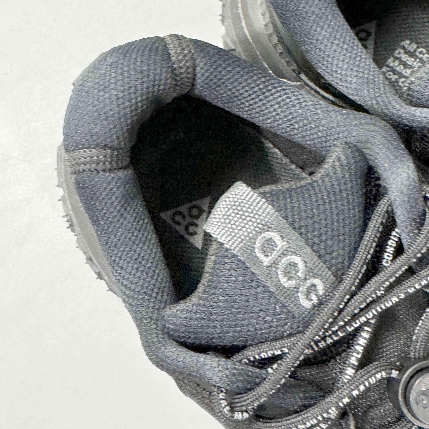 Nike ACG Mountain Fly 2 &