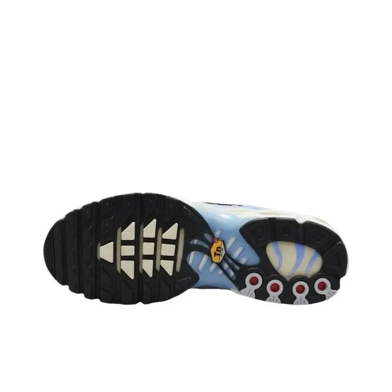 Nike Air Max Plus &