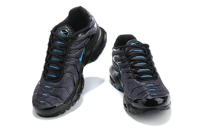 Nike Air Max Plus &
