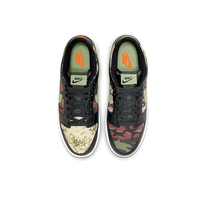 Nike Dunk Low &