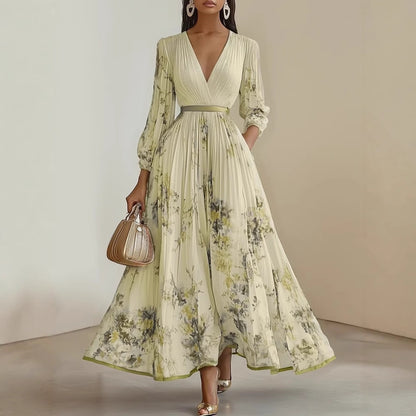 Floral Print V-Neck Pleated Dress