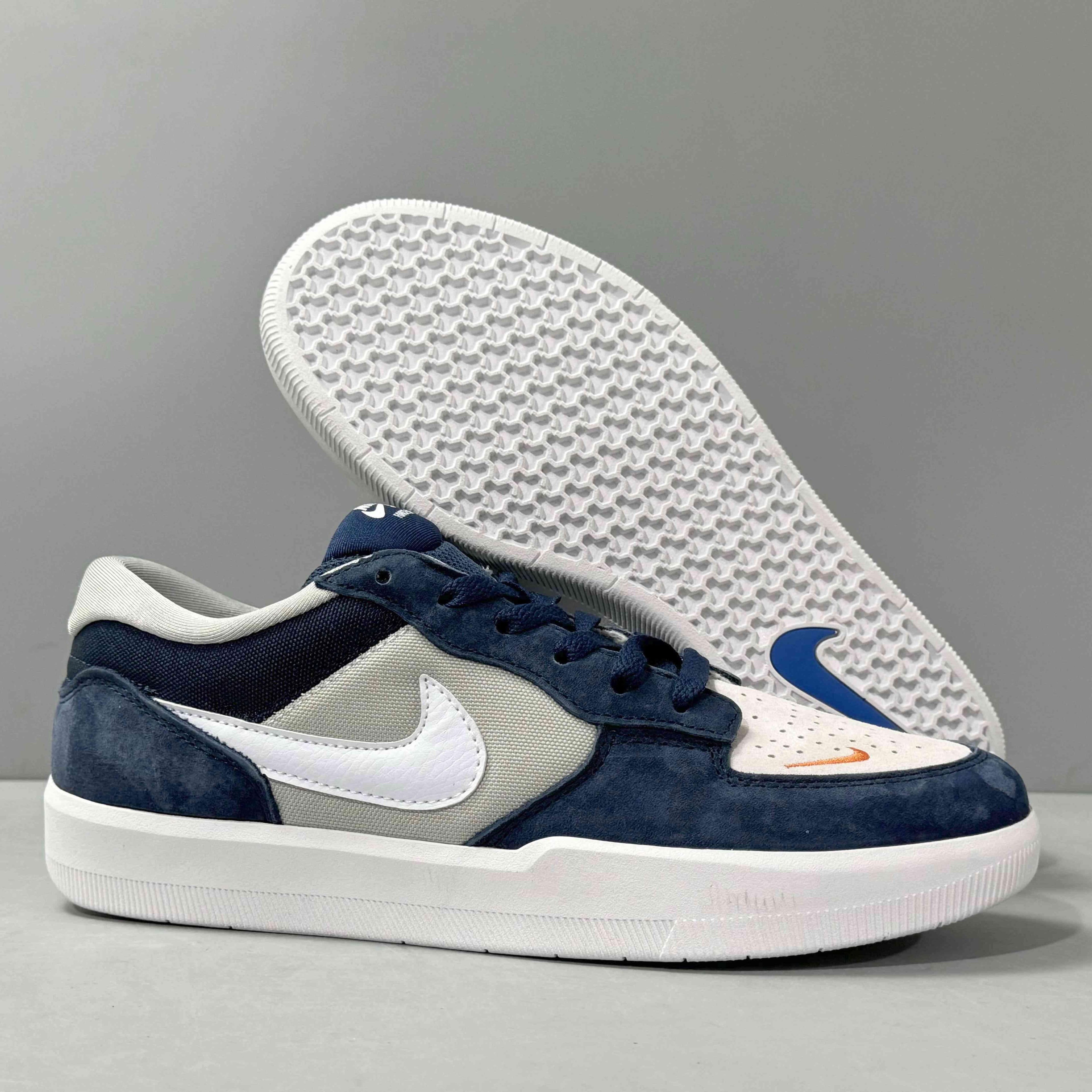 Nike SB Force 58 &