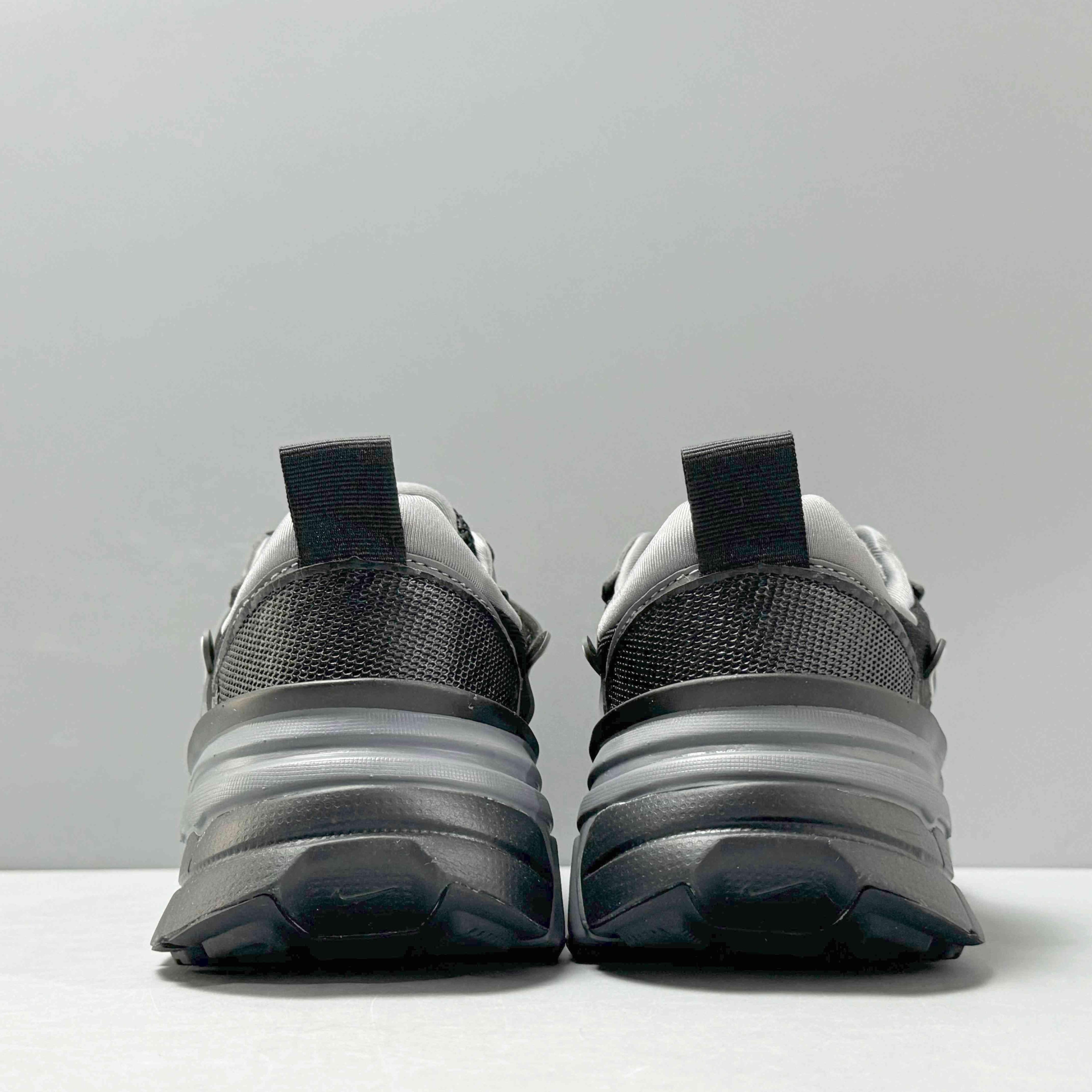 Nike V2K Run &