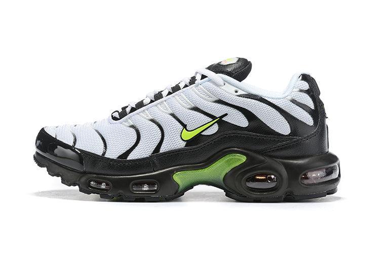Nike Air Max Plus &