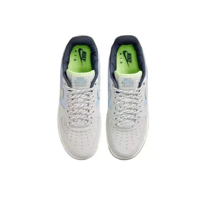 Nike Air Force 1 &