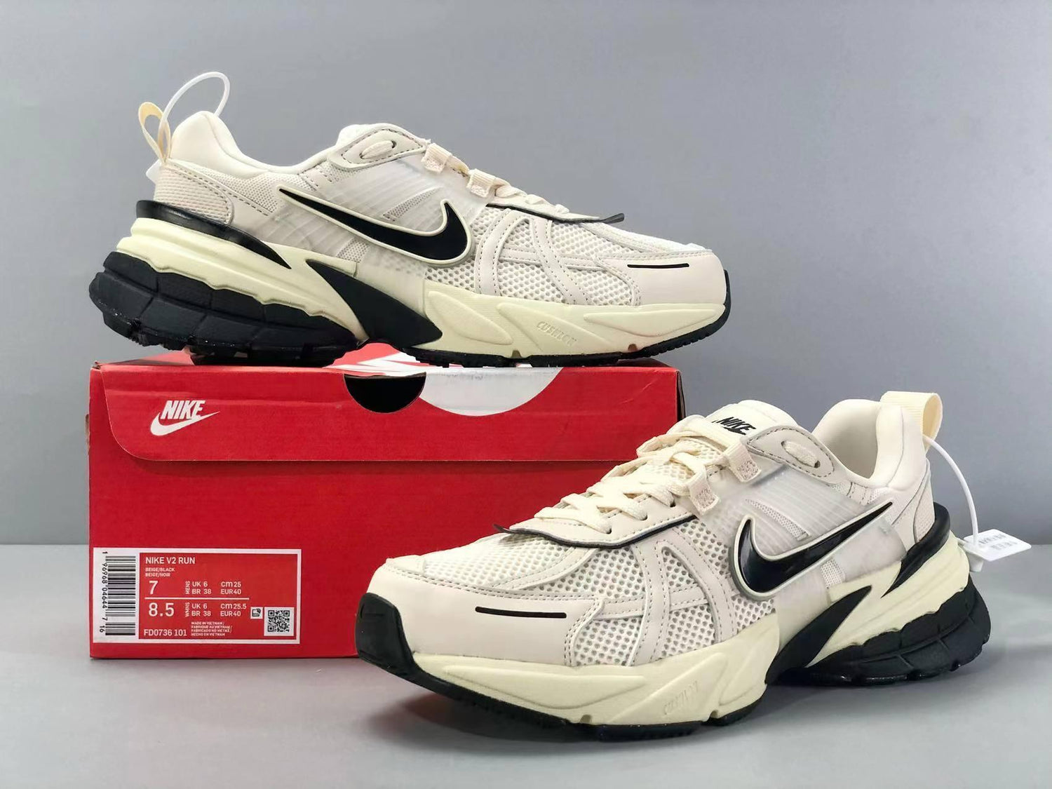Nike V2K Run &