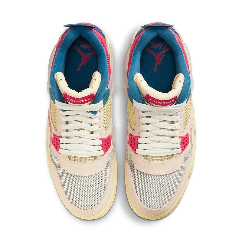 Air Jordan 4 Retro &