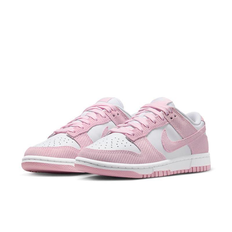 Nike Dunk Low &