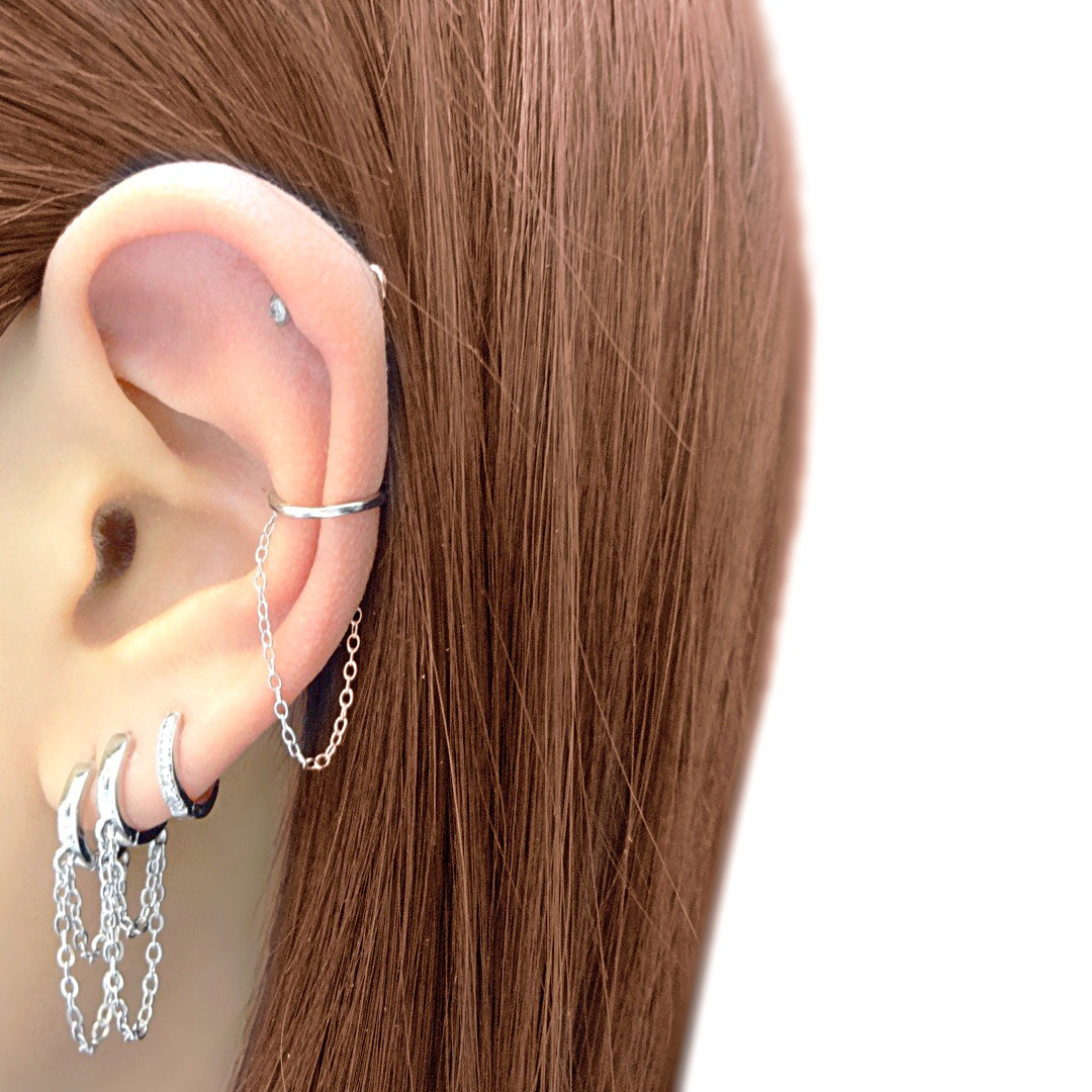 Double Chain Huggies Hoops: Gold