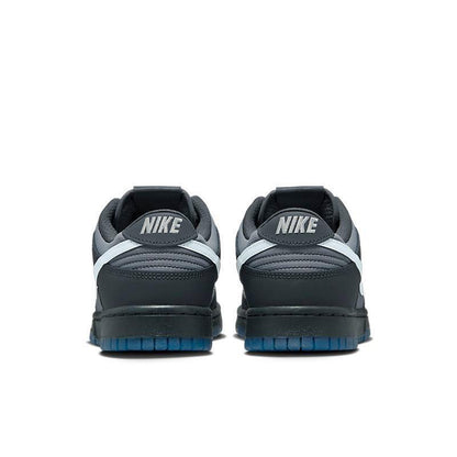 Nike Dunk Low &