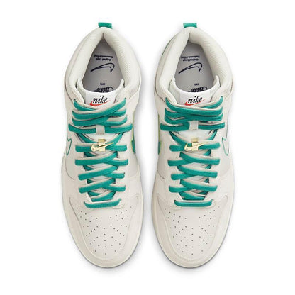 Nike Dunk High &