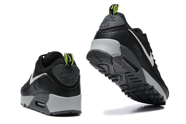 Nike Air Max 90 &