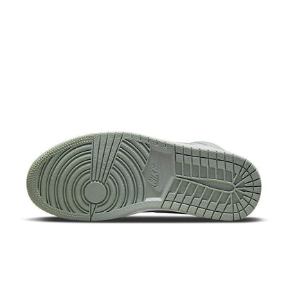Air Jordan 1 High &