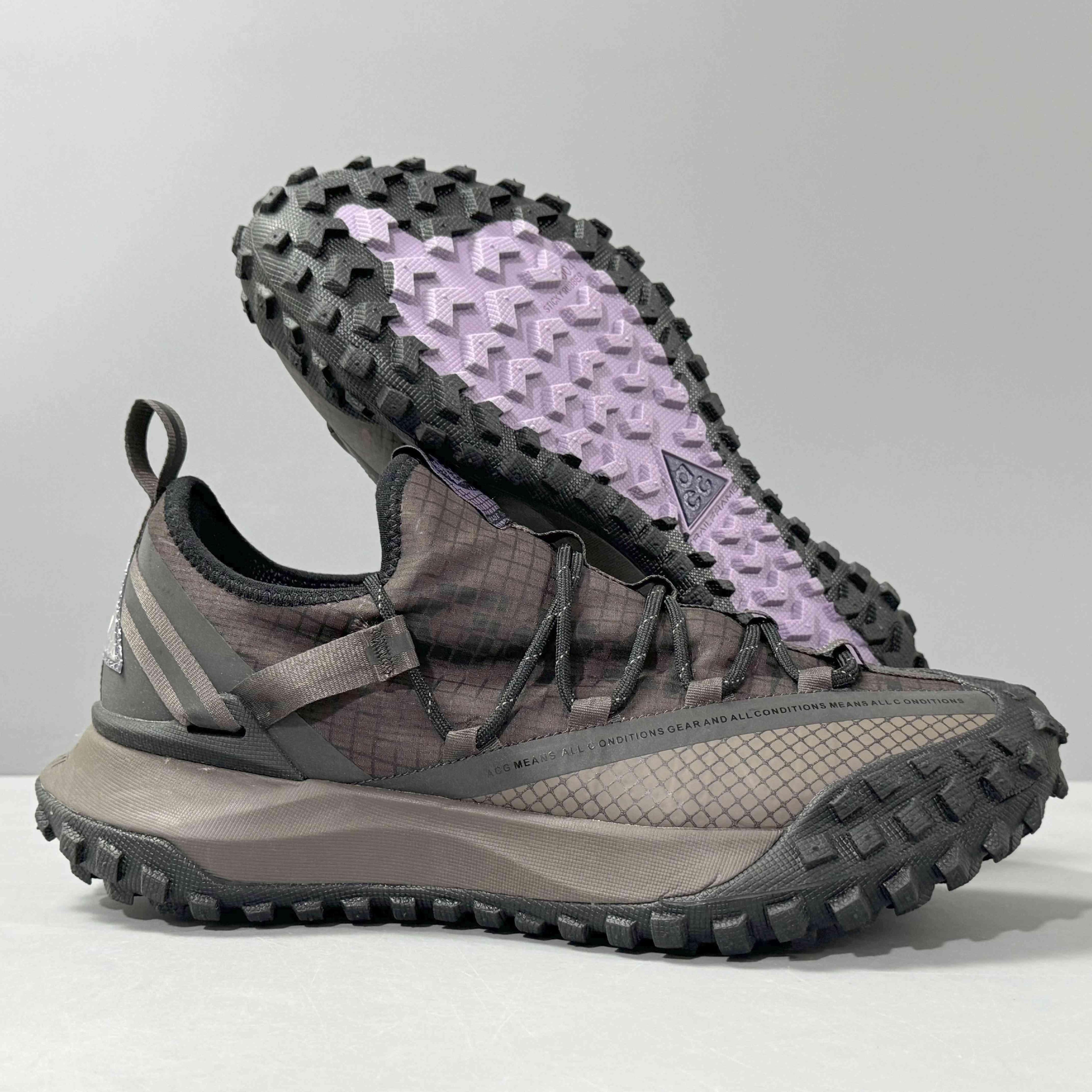 Nike ACG Mountain Fly Low &