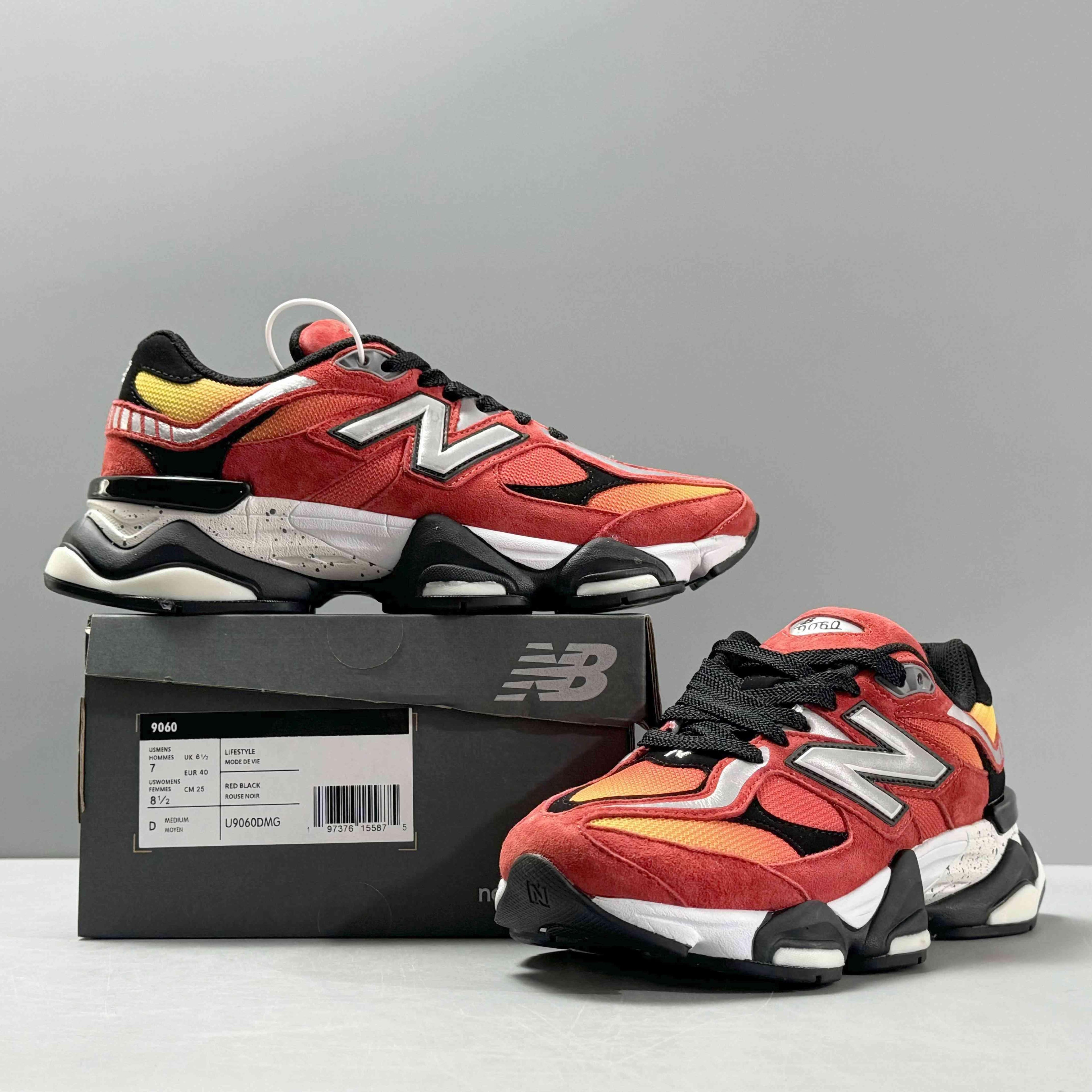 New Balance 9060 &