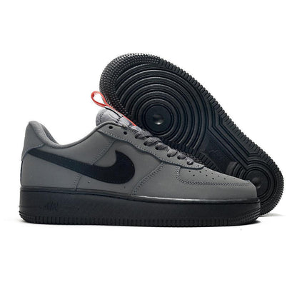 Nike Air Force 1 &