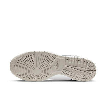Nike Dunk High Retro &