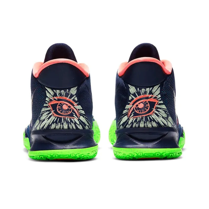 Nike Kyrie 7 &