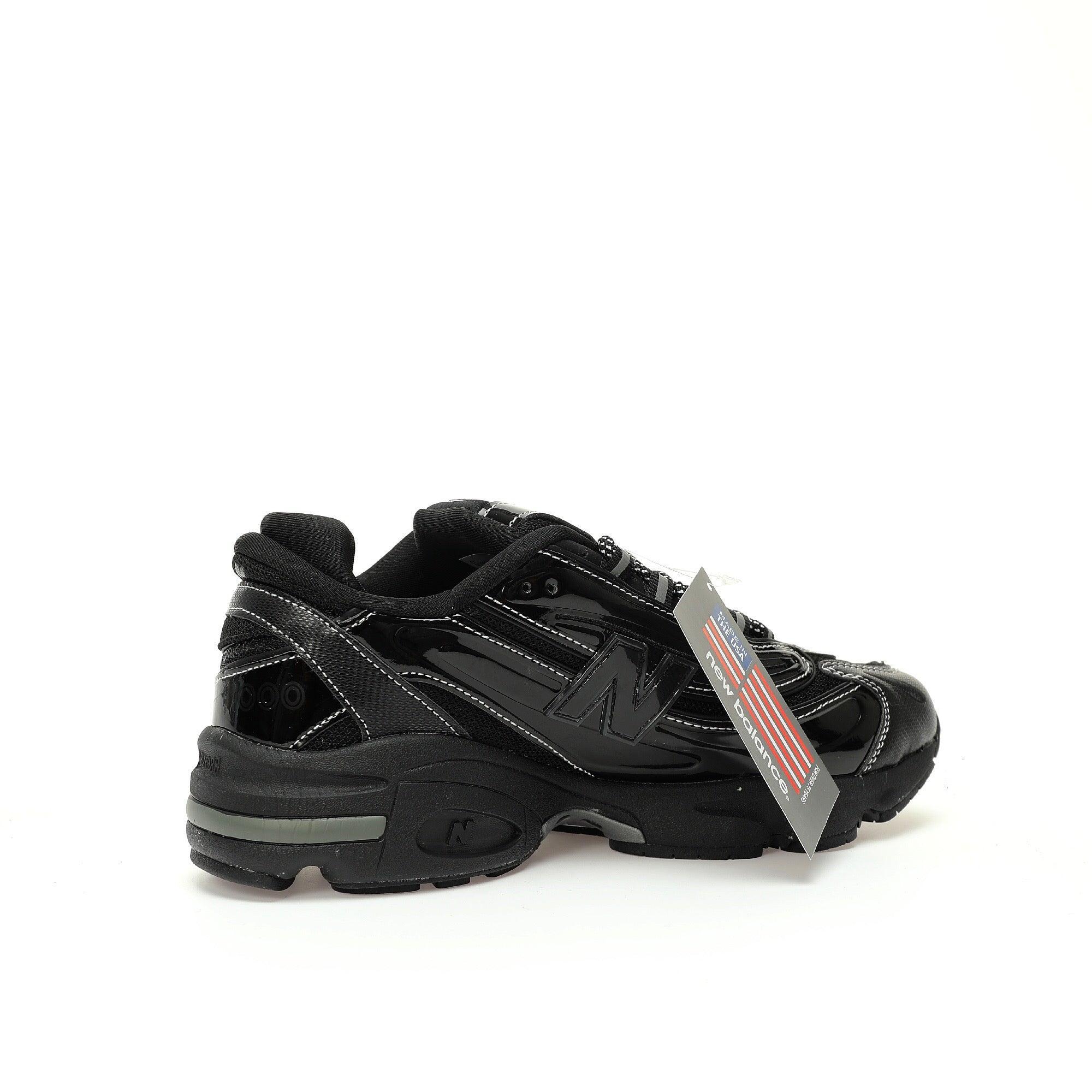 New Balance 1000 &
